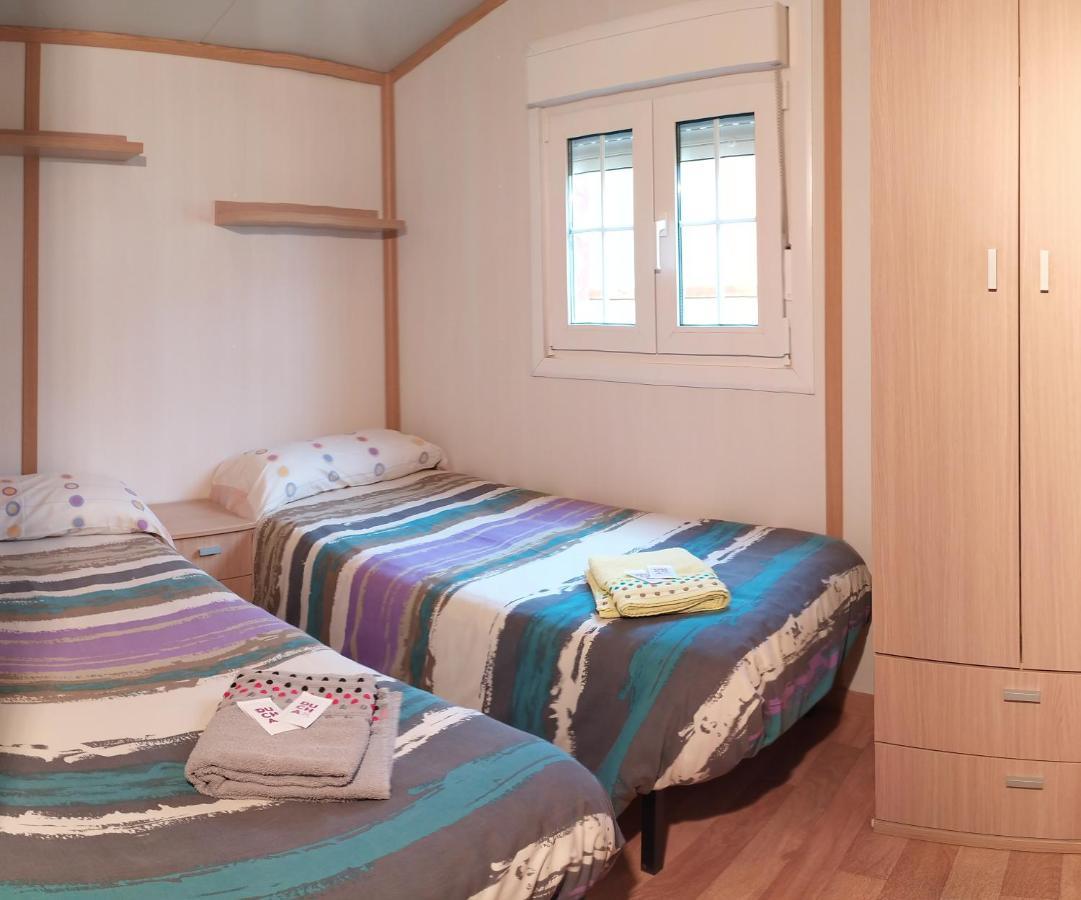 Camino De Santiago Hostel กาสโตรเฮริซ ภายนอก รูปภาพ