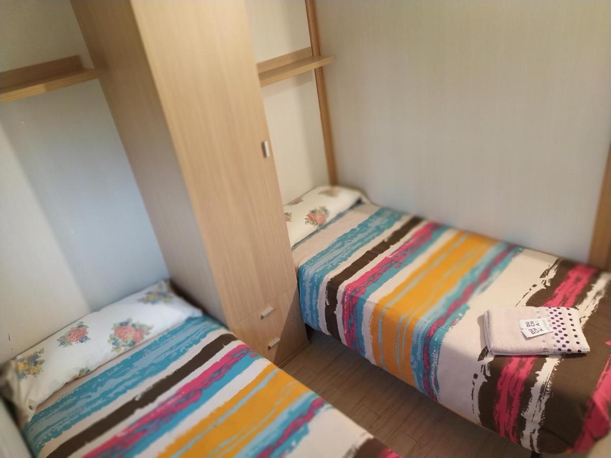 Camino De Santiago Hostel กาสโตรเฮริซ ภายนอก รูปภาพ