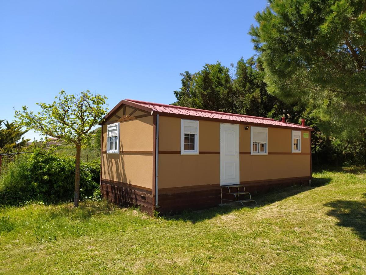 Camino De Santiago Hostel กาสโตรเฮริซ ภายนอก รูปภาพ